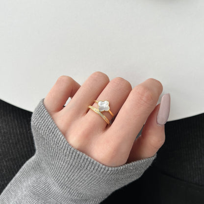 Bague Tower Clover - Dorée