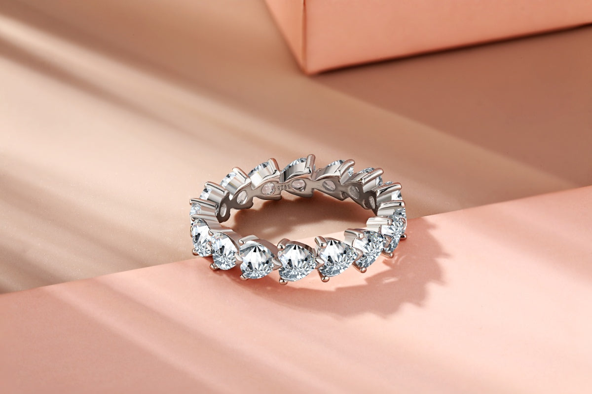 alliance steal my heart en zirconium et argent 925 sur fond rose Estrée Paris